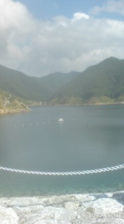 �Ă̐�ƃ_��