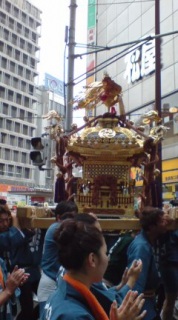 ���j���A�r�܂�